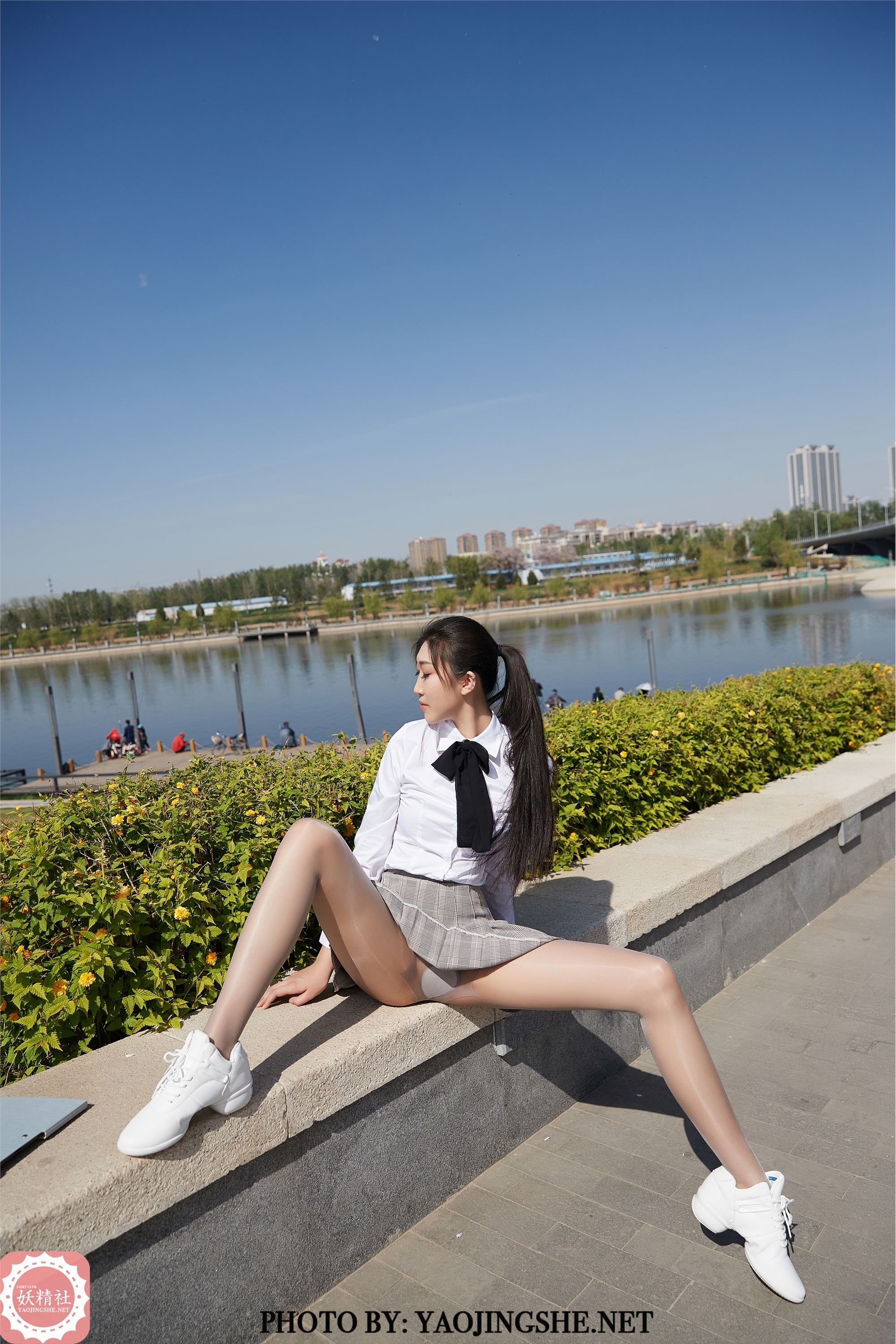 YAOJINGSHE 妖精社 T2010《苏伟-河边学生装》